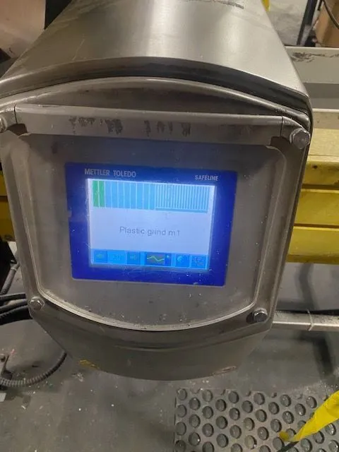 Used METTLER TOLEDO V48-RAD Metal Detectors Illinois US | Alan Ross Machinery #993686