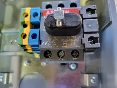 NEW LEVITON 121-DS30-AX