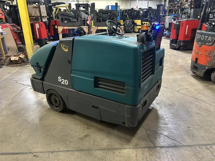Used 2022 TENNANT S20 Sweepers Illinois US | Somerset Equipment Sales #1542870