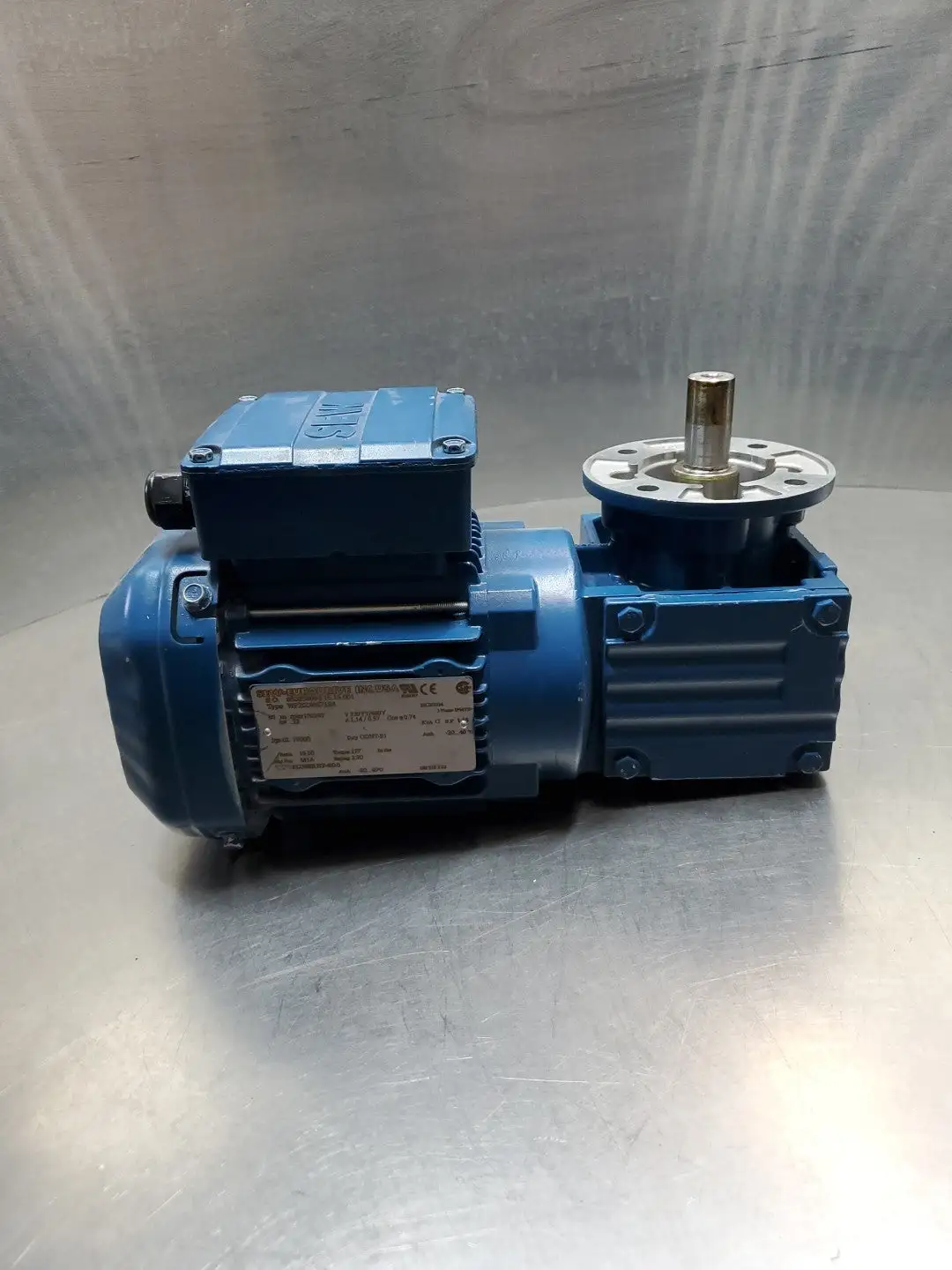 USED SEW-EURODRIVE WF20DRS71S4 GearMotor, .33HP, 1700/87RPM, 12.10RATIO