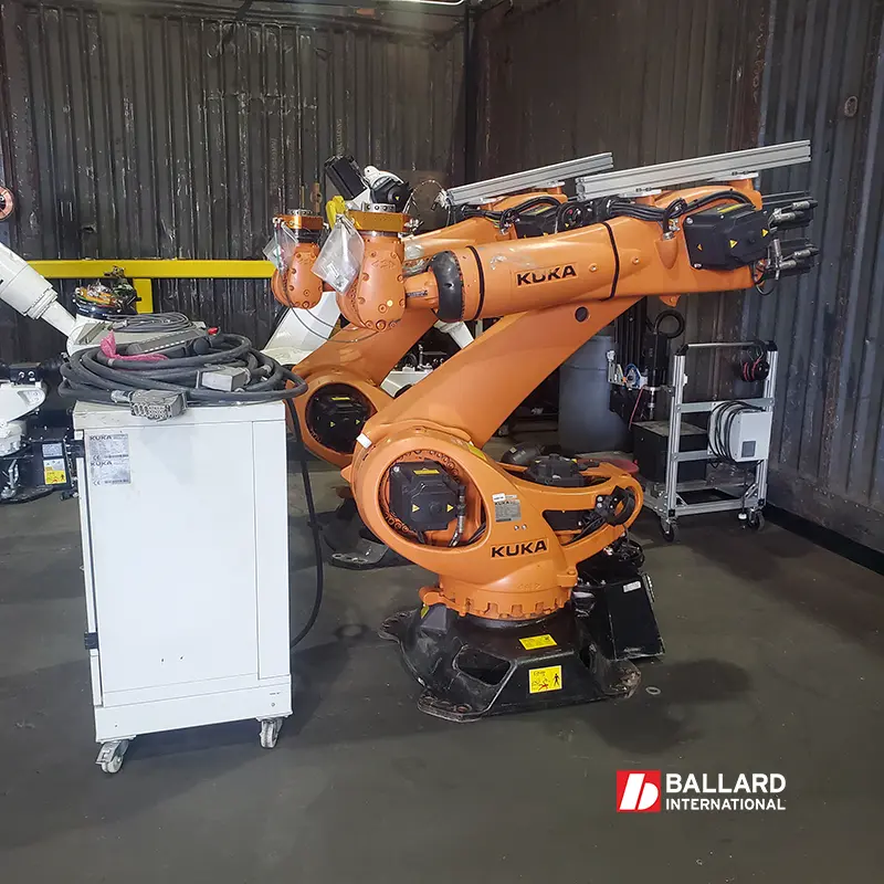 KUKA KR 180 R2900 Robot w/ KRC4 Controller