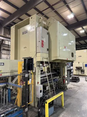 USED 2015 AIDA NC2-3000(2)E