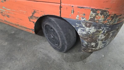 5,000 LB Mitsubishi FGC25K Forklift