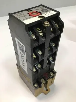 USED ALLEN BRADLEY 700-P1000A1 SER B