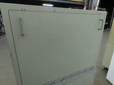 Dust Shield Computer Enclosure Cabinet W/AC Cooling Unit 115V 1Ph