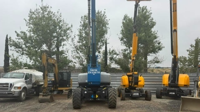 USED 2024 Genie ZX-135/70