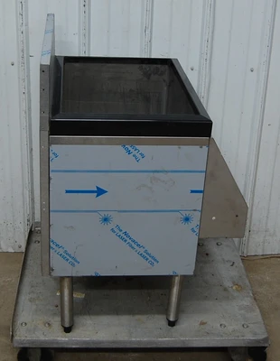 142-1106 Perlick 24" Underbar Ice Well Bin w Cold Plate