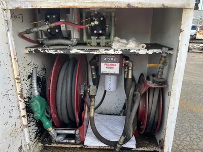 Used 2000 _UNKNOWN_ _UNKNOWN_ Fuel & Lube Trucks Oregon US | KNM Equipment Sales & Service #1363620
