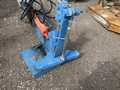 Used _UNKNOWN_ _UNKNOWN_ Skid Steer Log Splitters Michigan US | Miedema Asset Management Group #1476330
