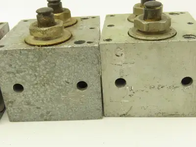 Knorr-Bremse WBV-6 Pneumatic Air Double Switch Block Lot of 6