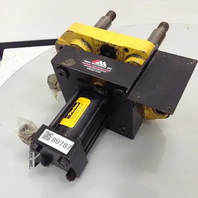 USED VAN DORN 42668
