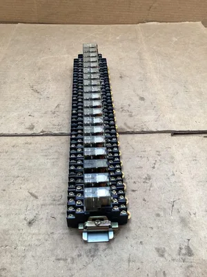 USED OMRON G2R-2-SN