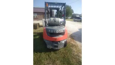 Used TOYOTA 8FGU25 Misc Forklifts Missouri US | Trustworthy Equipment #1399041