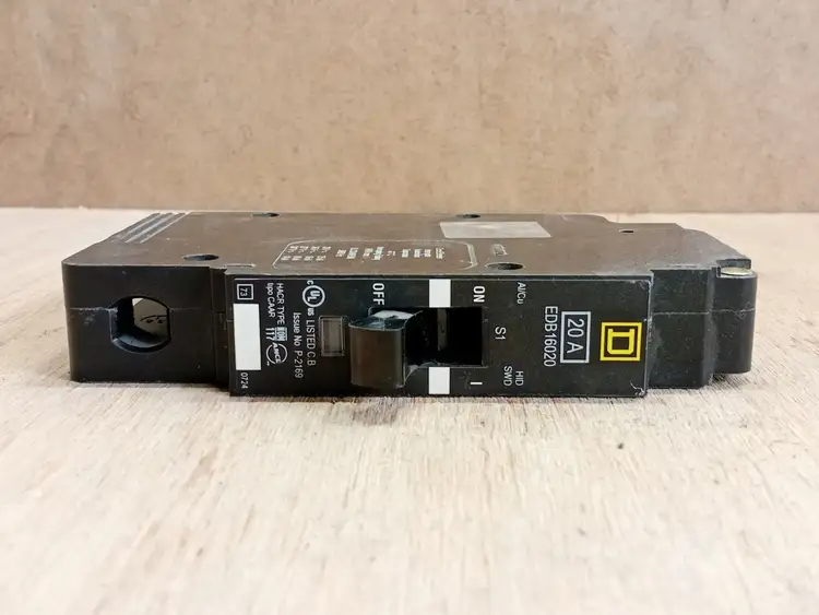 Used SCHNEIDER EDB16020 Switchgears British Columbia CA | Lenmark #1438465