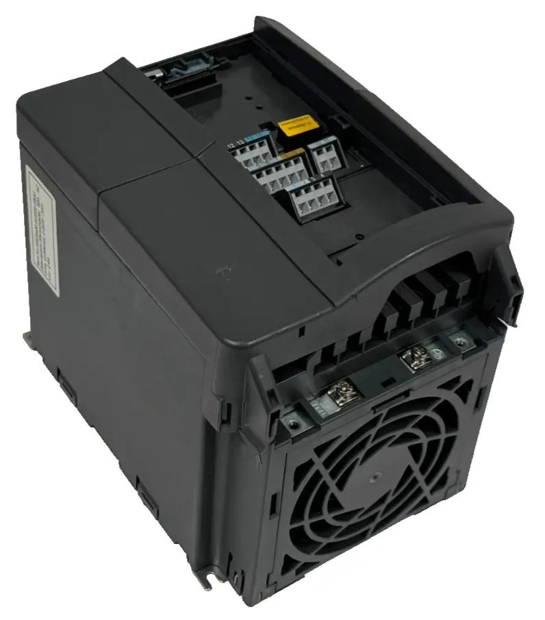 USED SIEMENS 6SE6420-2UD22-2BA1 MICROMASTER 420 3HP 6SE64202UD222BA1