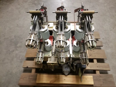 Westinghouse 50-DHP-250 Breaker 1200 Amps