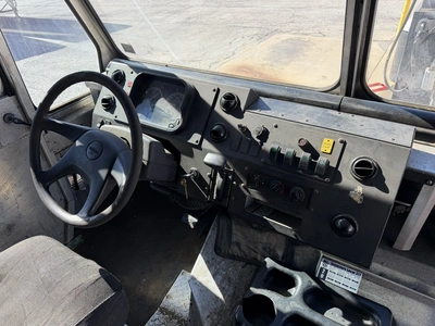 Used 2011 FREIGHTLINER ROUTE STAR Box trucks Ohio US | Miedema Asset Management Group #1578138