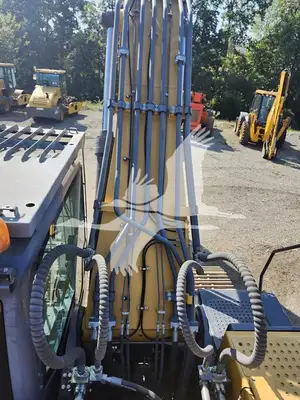 USED 2020 XCMG XE360U