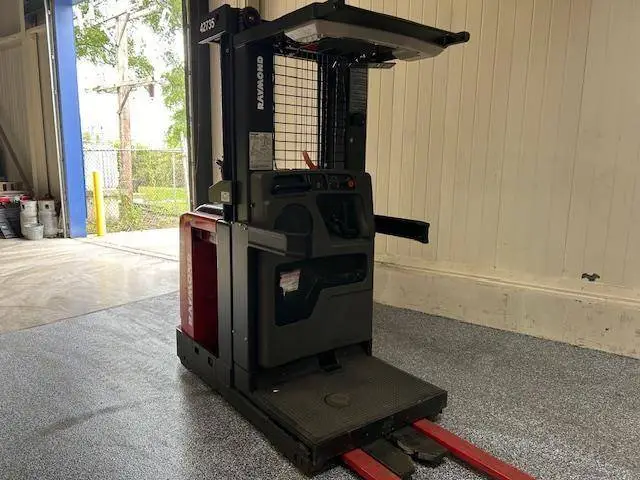Used RAYMOND 540OPC30TT Misc Forklifts Illinois US | Somerset Equipment Sales #1543012