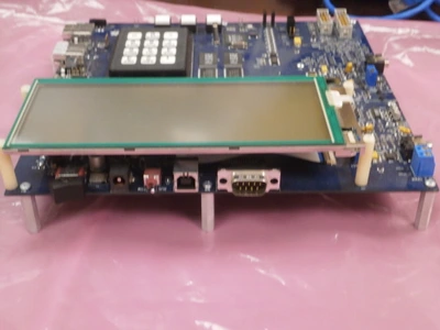 USED Cirrus Logic Cirrus Logic (crystal)  CRD89712+LCD