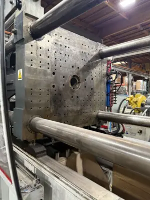 2014 NEGRI BOSSI V650 VECTOR Injection Molding Horizontal/Vertical | Machinery Network (4)