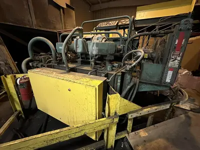USED HARRIS HRB-8/NF TWO-RAM BALER