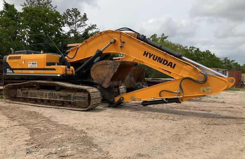 USED 2020 HYUNDAI HX380L