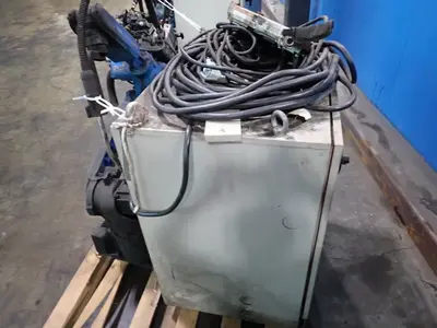USED 2012 YASKAWA MOTOMAN MH6