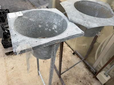Used _UNKNOWN_ _UNKNOWN_ Funnels Michigan US | Miedema Asset Management Group #1396096
