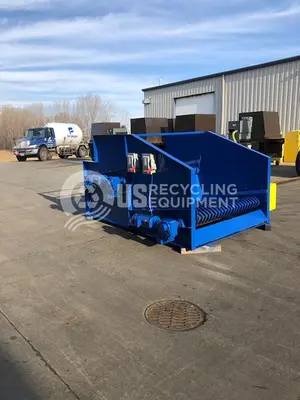 USED HUSTLER FC-2 DUAL DECK GLASS SCREEN
