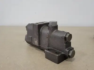USED EATON 10F167
