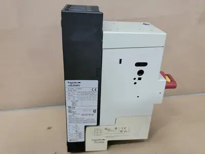 Used SCHNEIDER ELECTRIC LD4LD030FC Switchgears British Columbia CA | Lenmark #239429