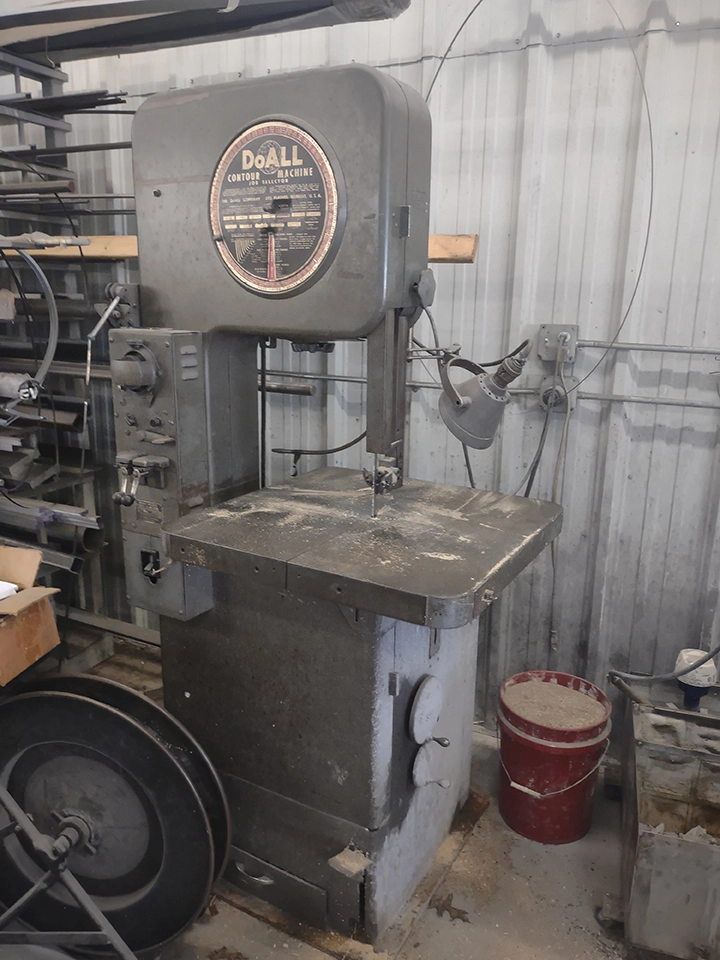 USED – DOALL 1612U