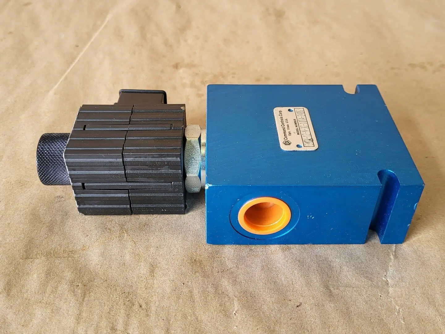 NEW COMMAND CONTROLS EMDV-12-N-3C-10TA-24DG