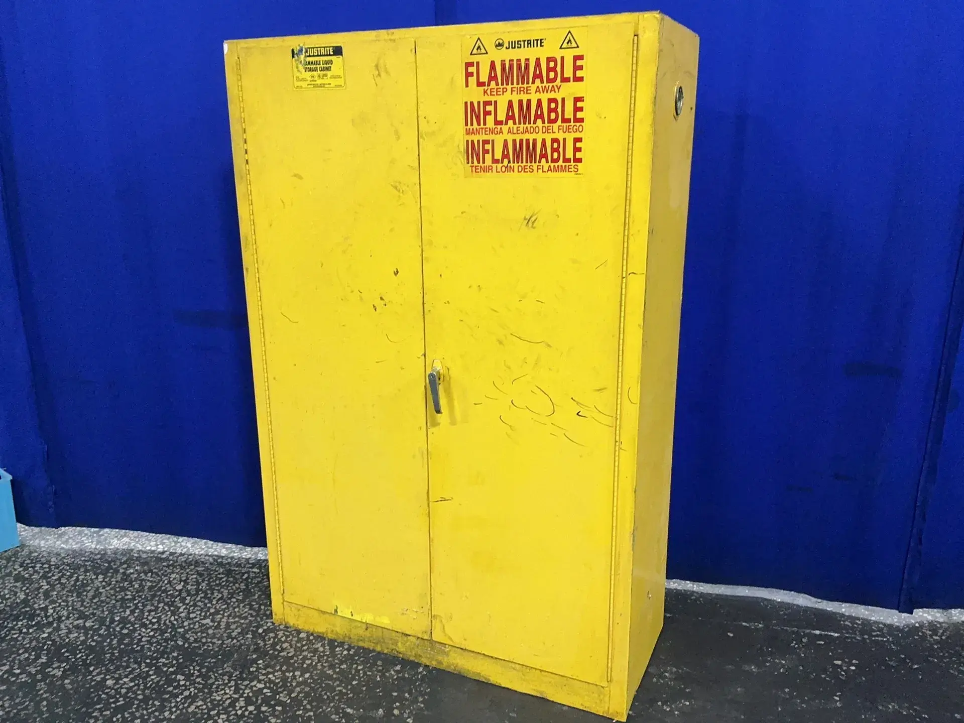 Used JUSTRITE 25450 Cabinets Ohio US | HGR 24 #1503692