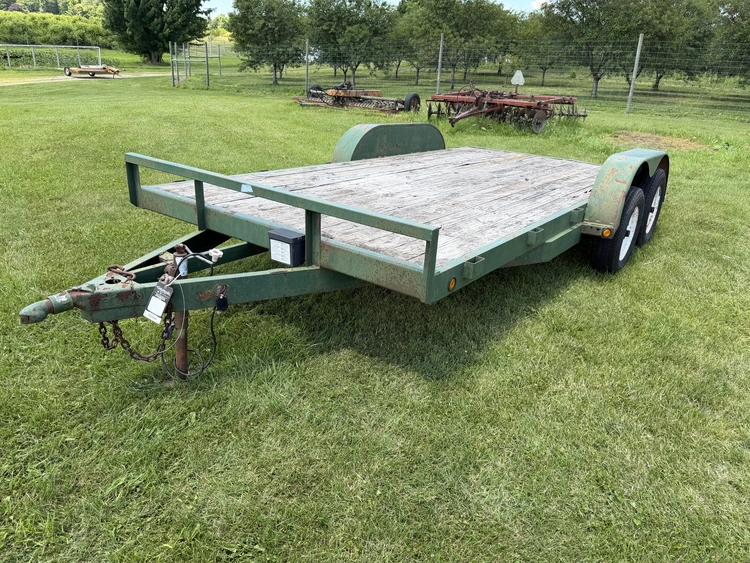 Used LOAD TRAIL TANDEM AXLE EQUIPMENT TRAILER Skidsteer Trailers Michigan US | Miedema Asset Management Group #1287720