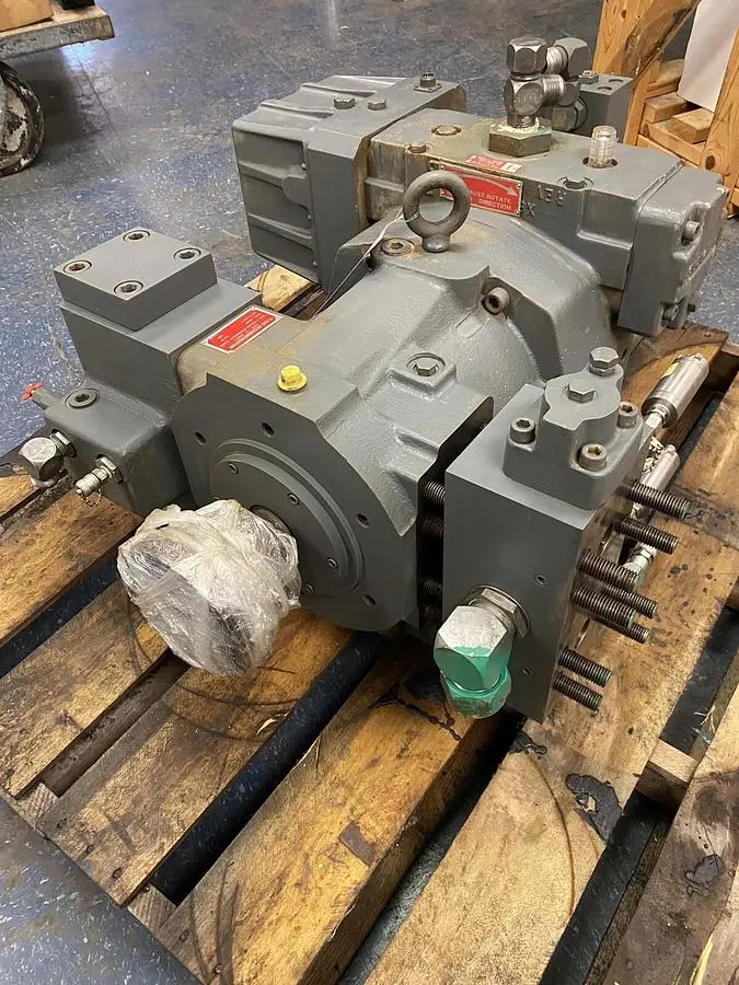USED OILGEAR PVLKVL-170-NVA-BB/G