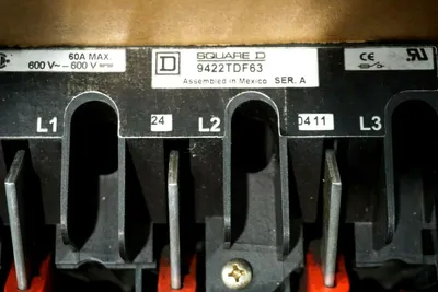 NEW SQUARE D 9422ATDF631 DISCONNECT SWITCH 9422TDF63 SER.A
