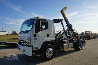 Used 2027 ISUZU FVR Hooklifts & Roll-Offs Texas US | Roll Off Truck World #1491763