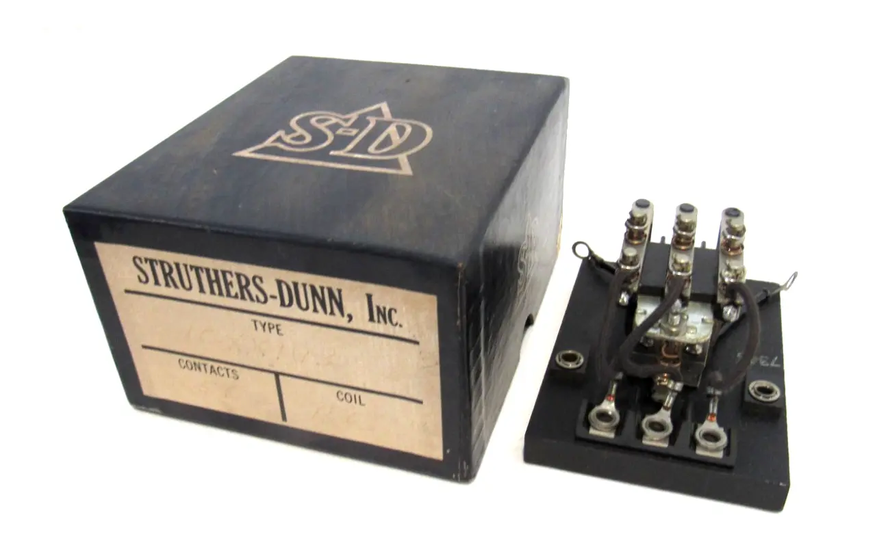 NEW STRUTHERS-DUNN 1CXX13 RELAY 115V