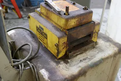 6" x .062" CWP 17 Roll Straightener