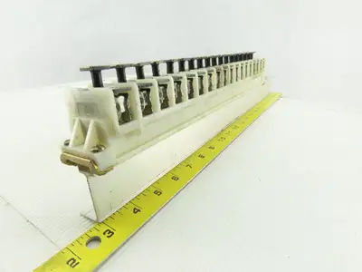 Allen Bradley 1492-CE Terminal Blocks Din Rail W/Fuse Gould GFN1 125VAC 18 Pcs