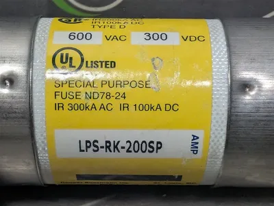 Lot of 4 Bussmann LPS-RK-200SP Low-Peak Dual Element Time Delay Fuses 200A Used