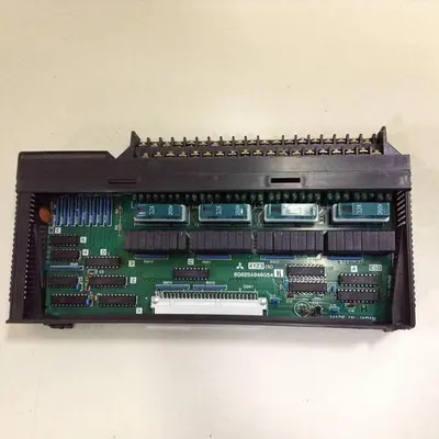 USED MITSUBISHI AY23
