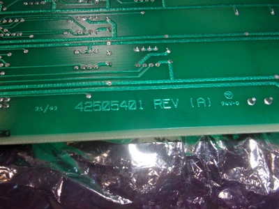 USED Universal Instruments LED SEN I/O ASM PC BD