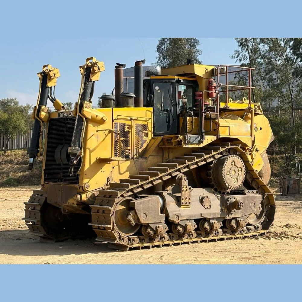 USED 2011 CATERPILLAR D11T