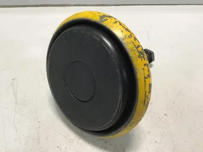 USED METAL FABRICATOR LEVELING PAD