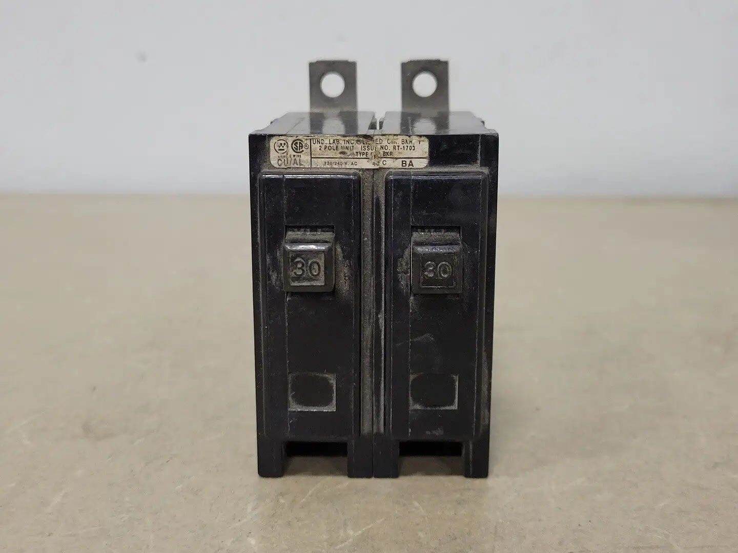 USED WESTINGHOUSE BKR230