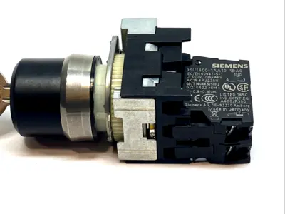 USED SIEMENS RONIS KEY-OPERATED SWITCH 22MM