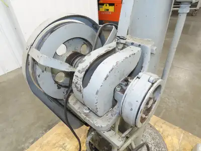 Chicago Rivet & Machine Riveter Self Feed 10" Throat 115V 1/8" Touch-O-Matic
